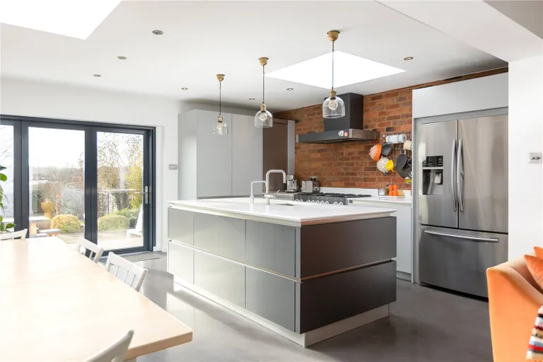 Open-plan kitchen island Hither Green SE13